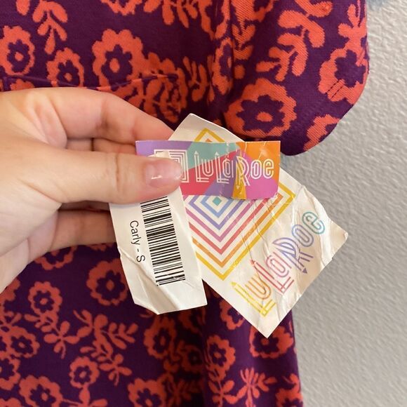 NWT- LuLaRoe- purple print Carly dress- size Small - Picture 5 of 8